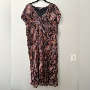 new vintage Women's Black and Pink floral Maxi Dress